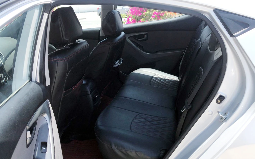 Hyundai Elentra 18 2015 Silver 8