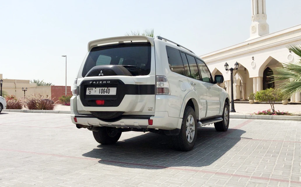 Mitshhubishi Pajero 2017 Silver 6