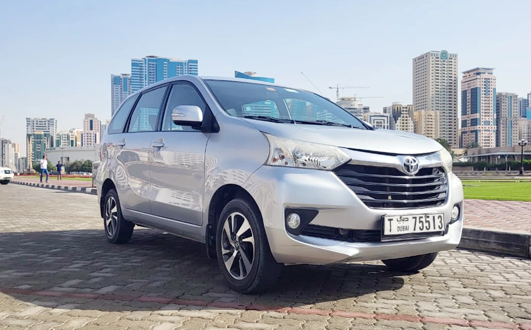 Toyota Avanza 2017 Silver 4
