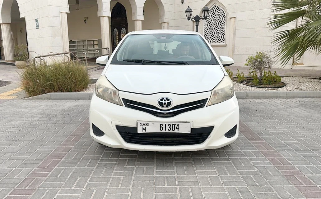 Toyota Taris 15 2013 Silver 5